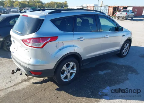 2014 Ford Escape Se z USA, uszkodzony, nr VIN 1FMCU0GX8EUD80155